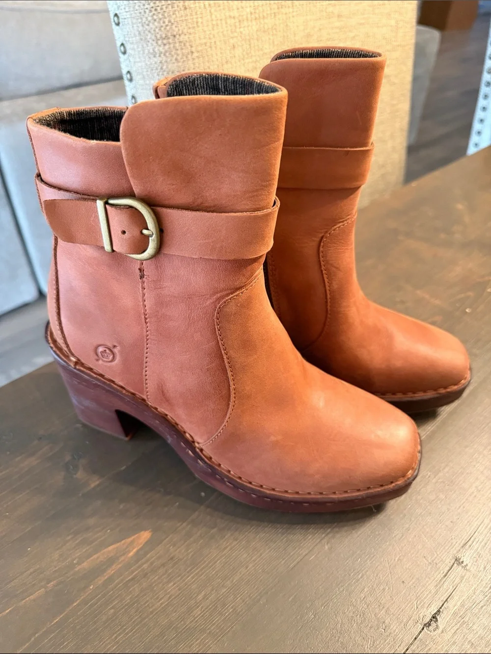 Women’s Born Hailey Ankle Bootie Size 8 EUC